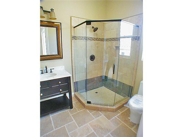 2498 Pinewood Street Del Mar, CA 92014 - Photo 19 of 20 Bedroom #3 Shower