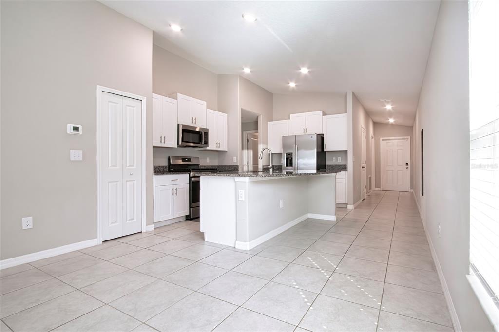9437 Lemon Drop Loop Sun City Center, FL 33573 - Photo 27 of 86