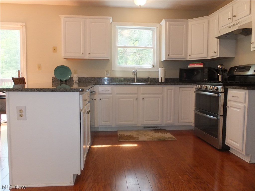 775 Brunsdorph Road Akron, OH 44333 - Photo 13 of 35
