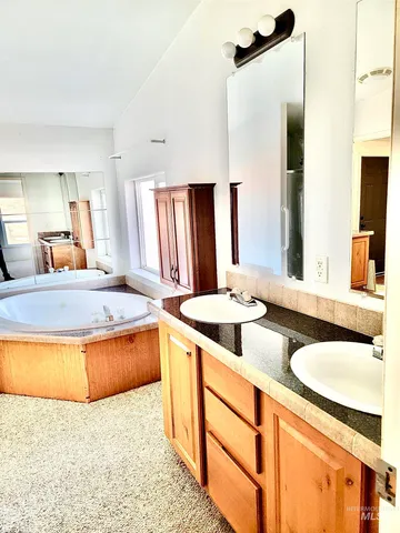 $265,000 | 1510 Idaho Street, Jordan Valley, OR 97910