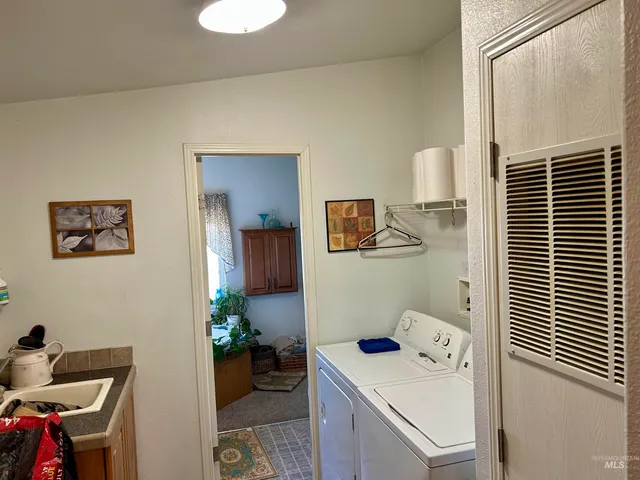 $265,000 | 1510 Idaho Street, Jordan Valley, OR 97910