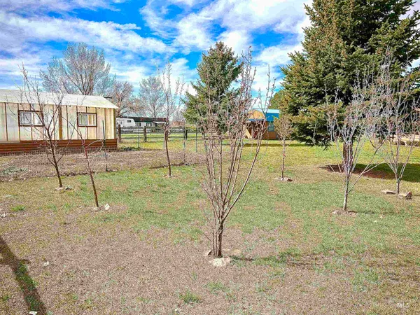 $265,000 | 1510 Idaho Street, Jordan Valley, OR 97910