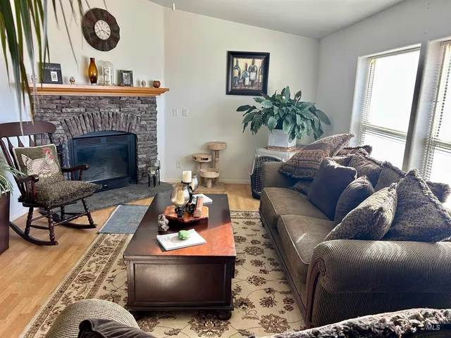 $265,000 | 1510 Idaho Street, Jordan Valley, OR 97910