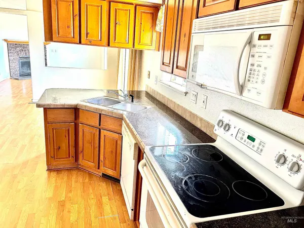 $265,000 | 1510 Idaho Street, Jordan Valley, OR 97910