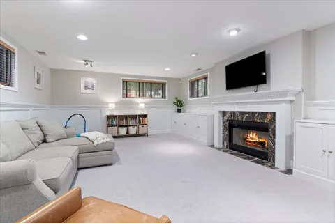 $1,600,000 | 2911 North Racine Avenue, Chicago, IL 60657