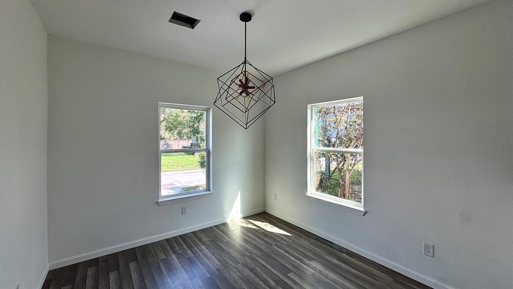 1103 Yellowstone River Road Conroe, TX 77316 - Photo 5 of 6 Gallery Image 5