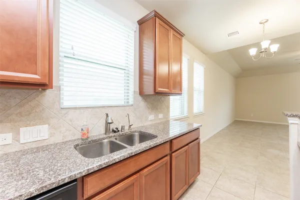 $2,550 | 16915 Sedum Green, Cypress, TX 77429