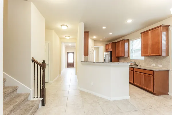 $2,550 | 16915 Sedum Green, Cypress, TX 77429