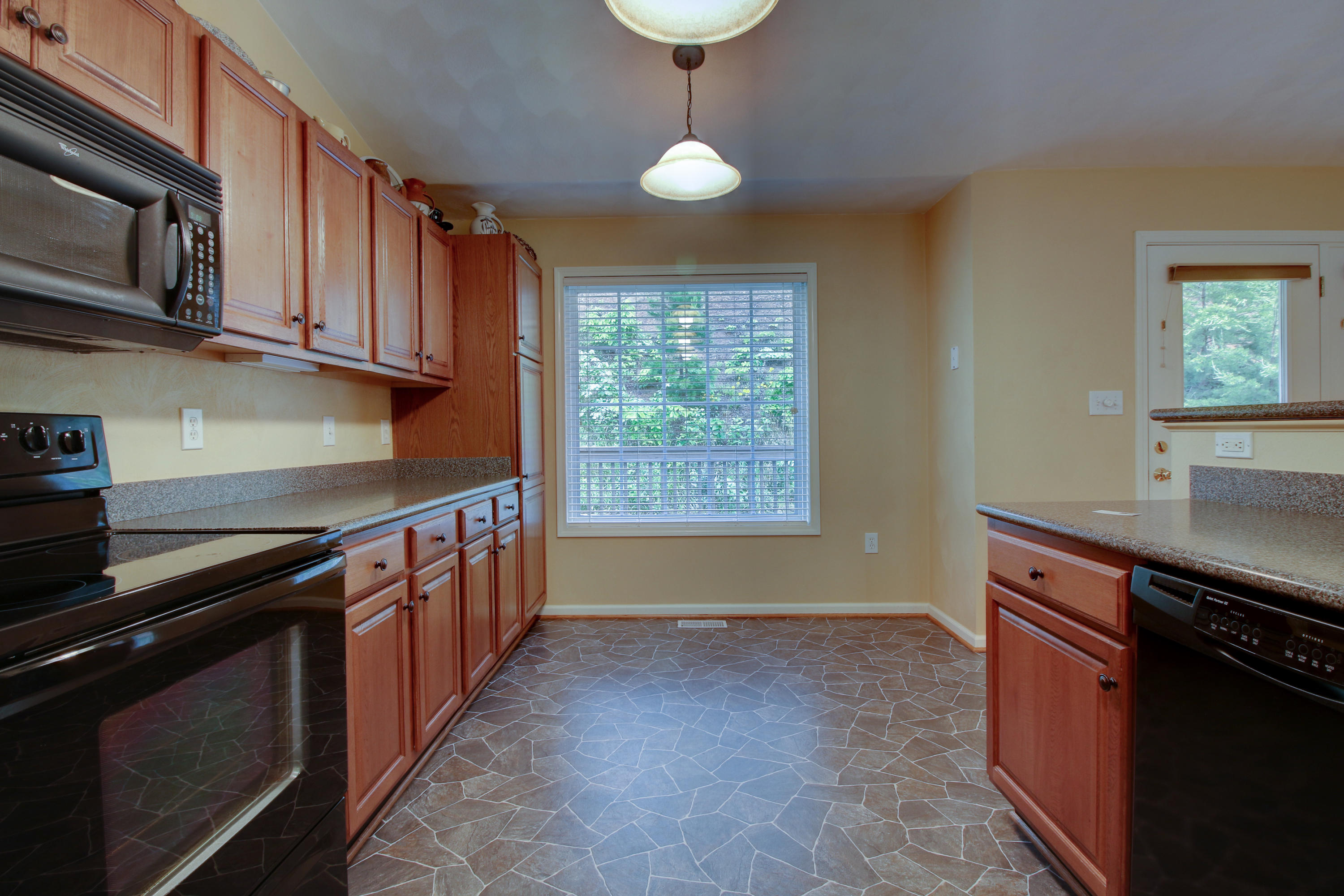 4173 Daugherty Road Salem, VA 24153 - Photo 13 of 34 _MG_6351_2_3