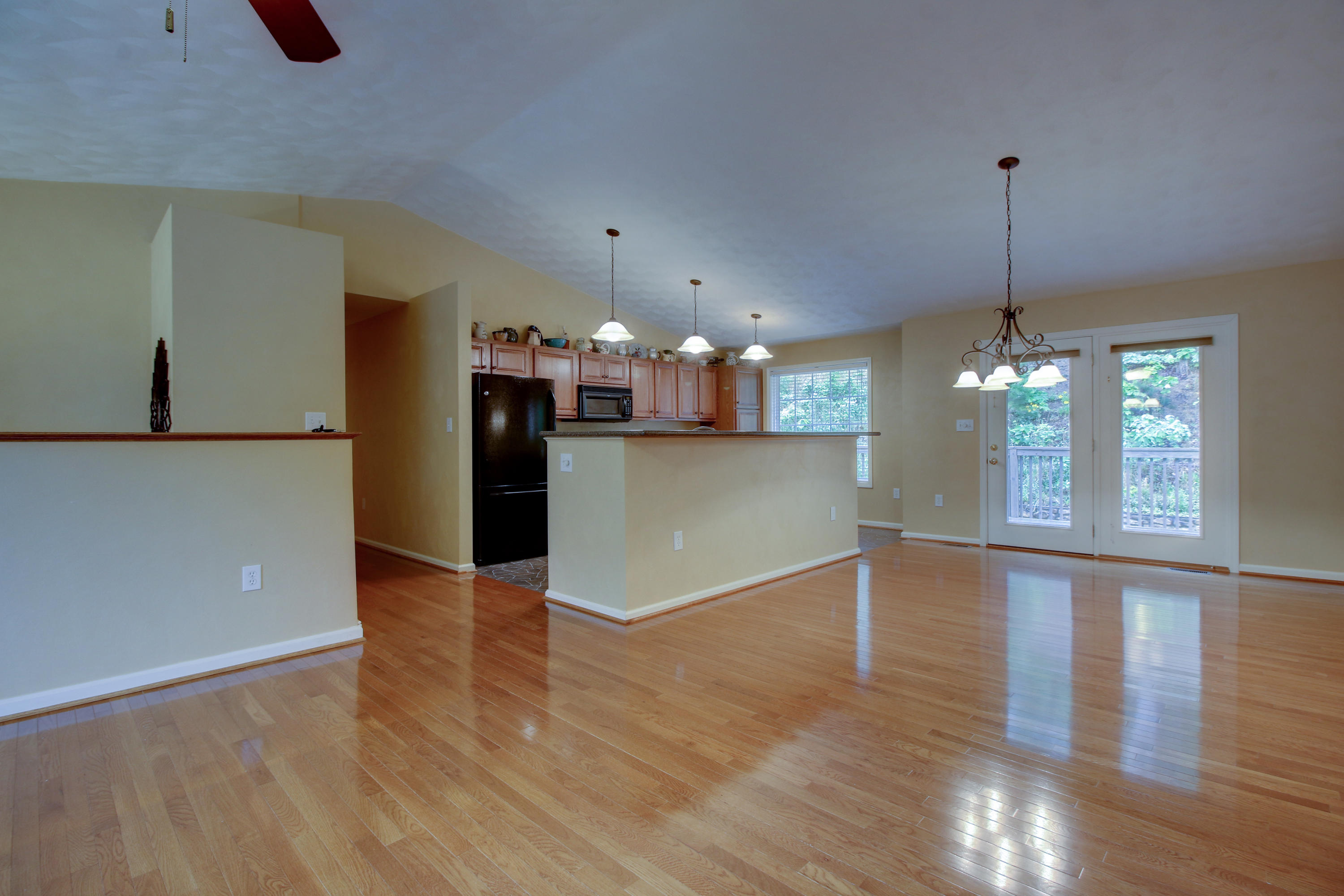4173 Daugherty Road Salem, VA 24153 - Photo 9 of 34 _MG_6339_40_41