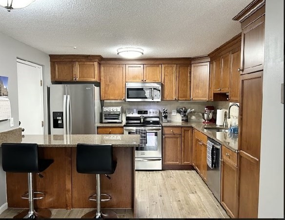 21 Pine Street, Unit B Canton, MA 02021 - Photo 5 of 11 Gallery Image 5
