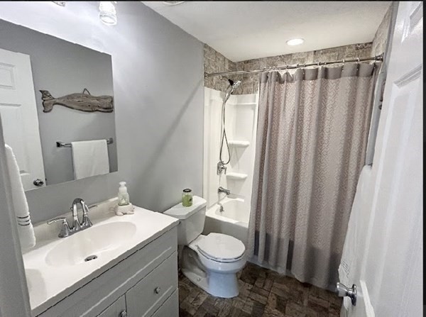 21 Pine Street, Unit B Canton, MA 02021 - Photo 7 of 11 Gallery Image 7