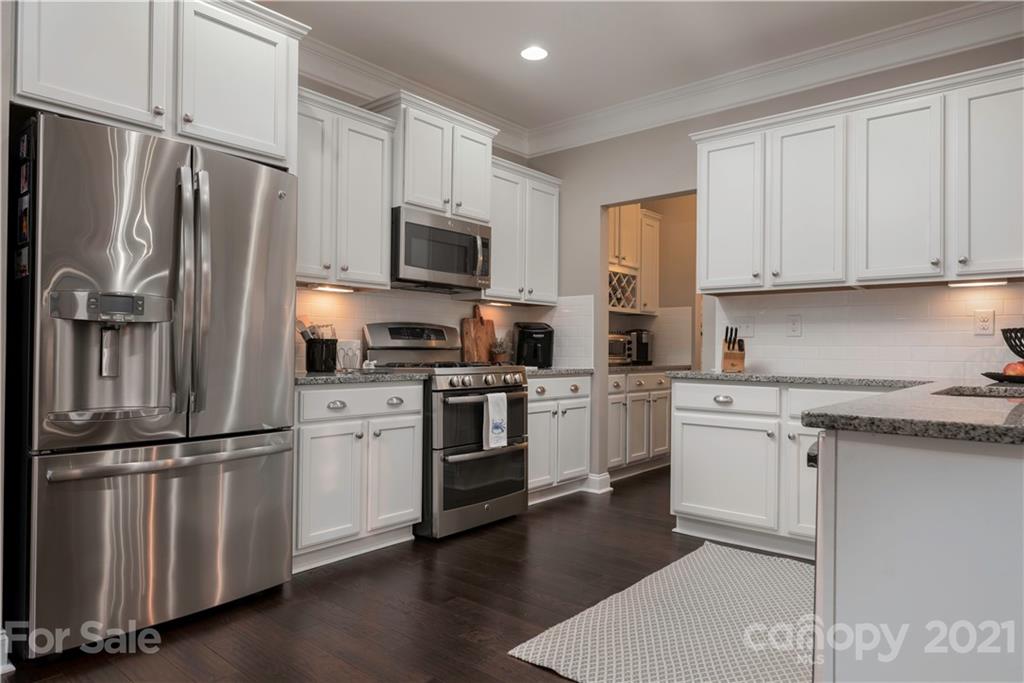 15727 Foreleigh Road Huntersville, NC 28078 - Photo 9 of 42 Gallery Image 9