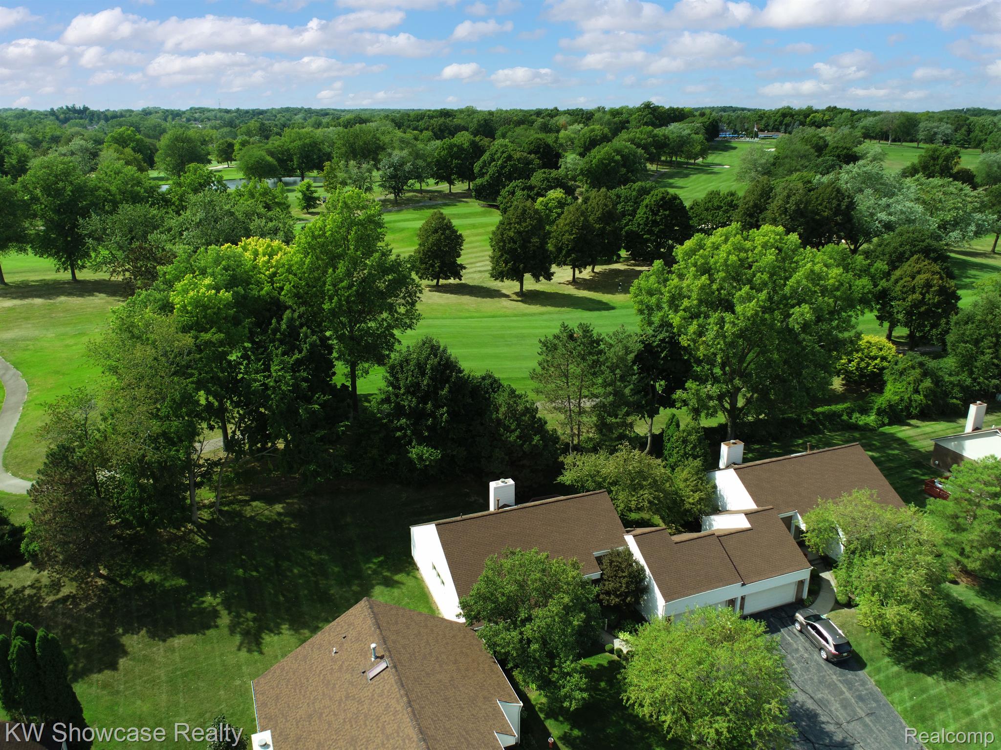 5252 Simpson Lake Road West Bloomfield, MI 48323 - Photo 20 of 55 GOLF COURSE VIEW