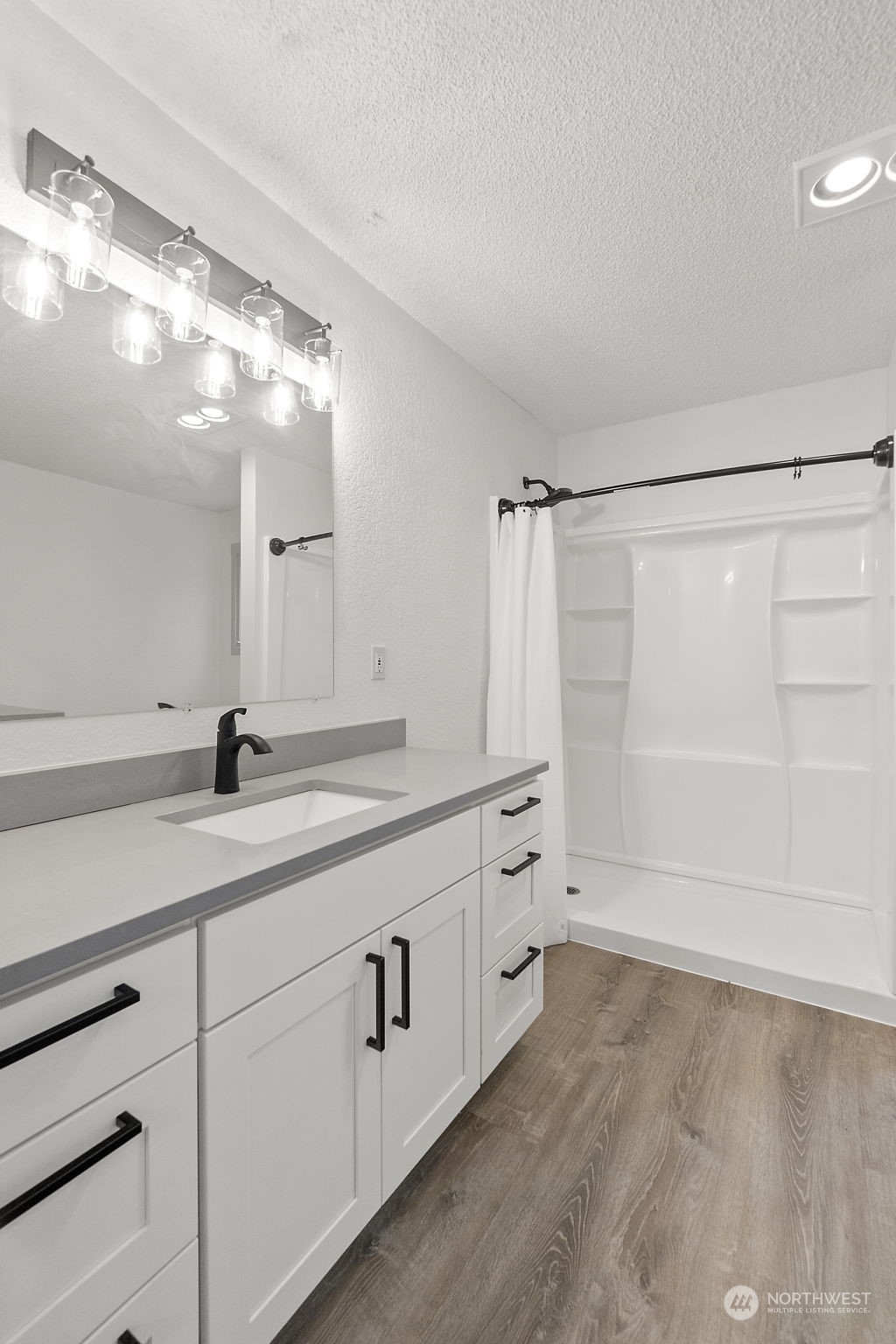215 Ocean Beach Road Hoquiam, WA 98550 - Photo 15 of 40 Gallery Image 15