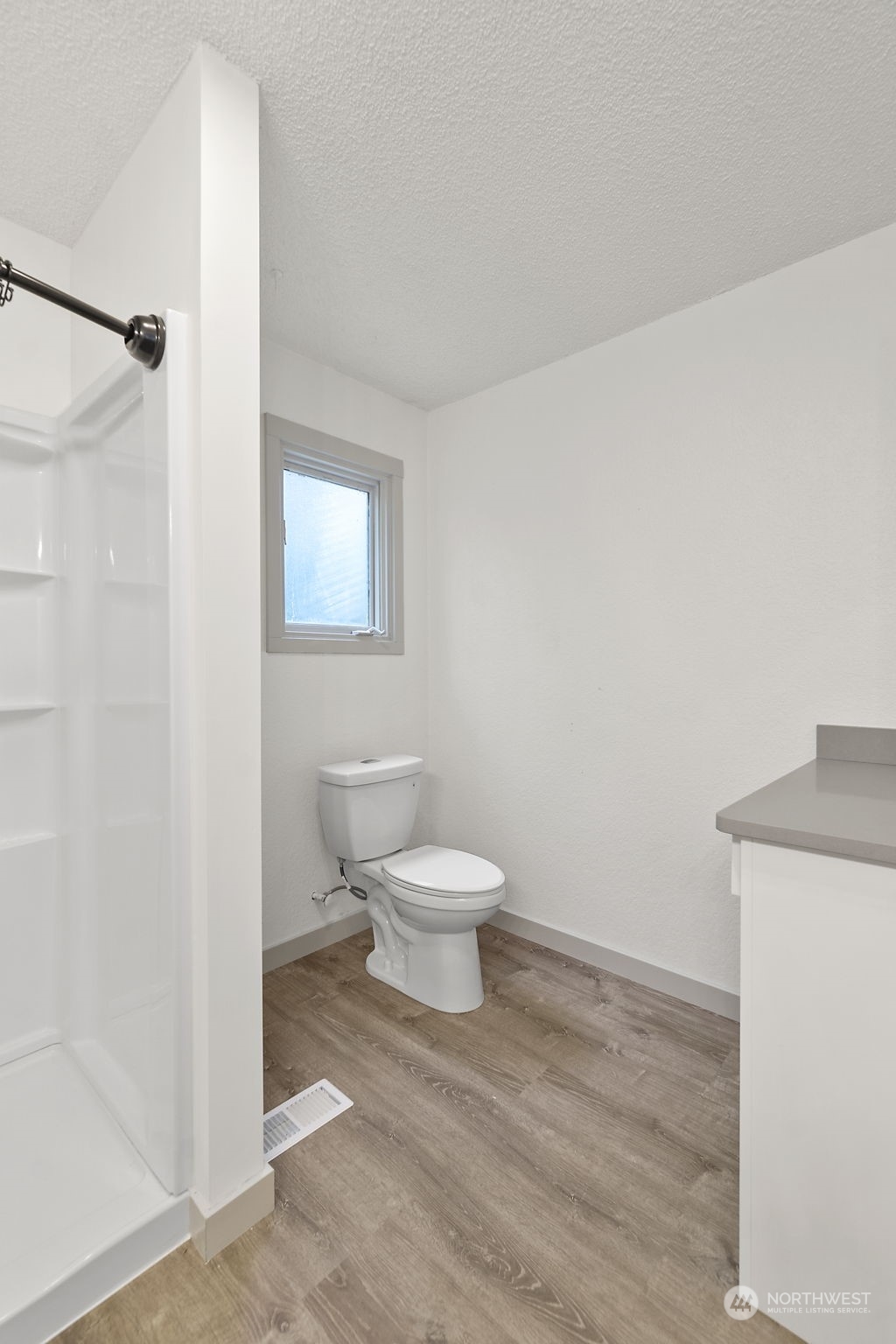 215 Ocean Beach Road Hoquiam, WA 98550 - Photo 16 of 40 Gallery Image 16