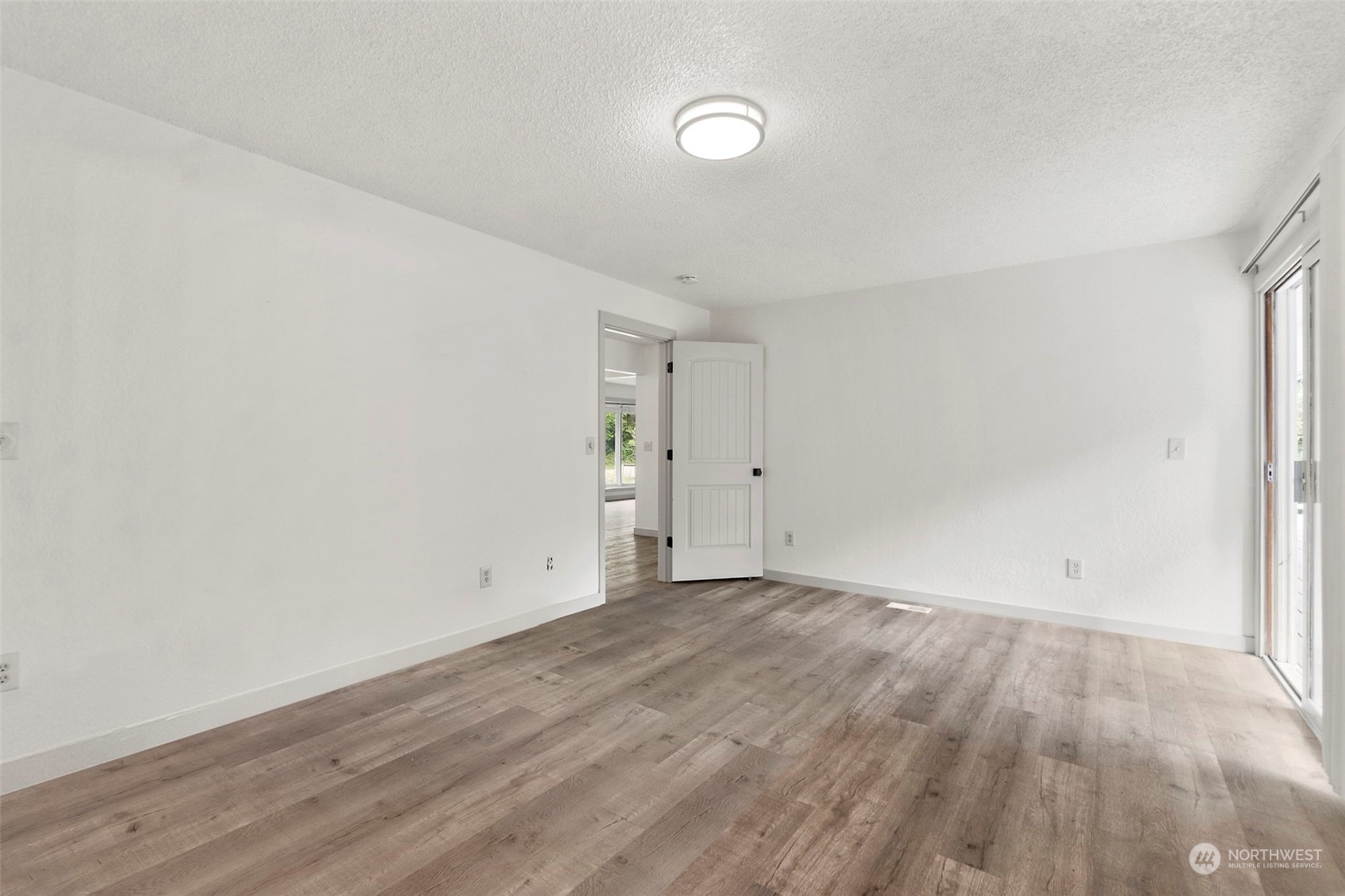 215 Ocean Beach Road Hoquiam, WA 98550 - Photo 18 of 40 Gallery Image 18