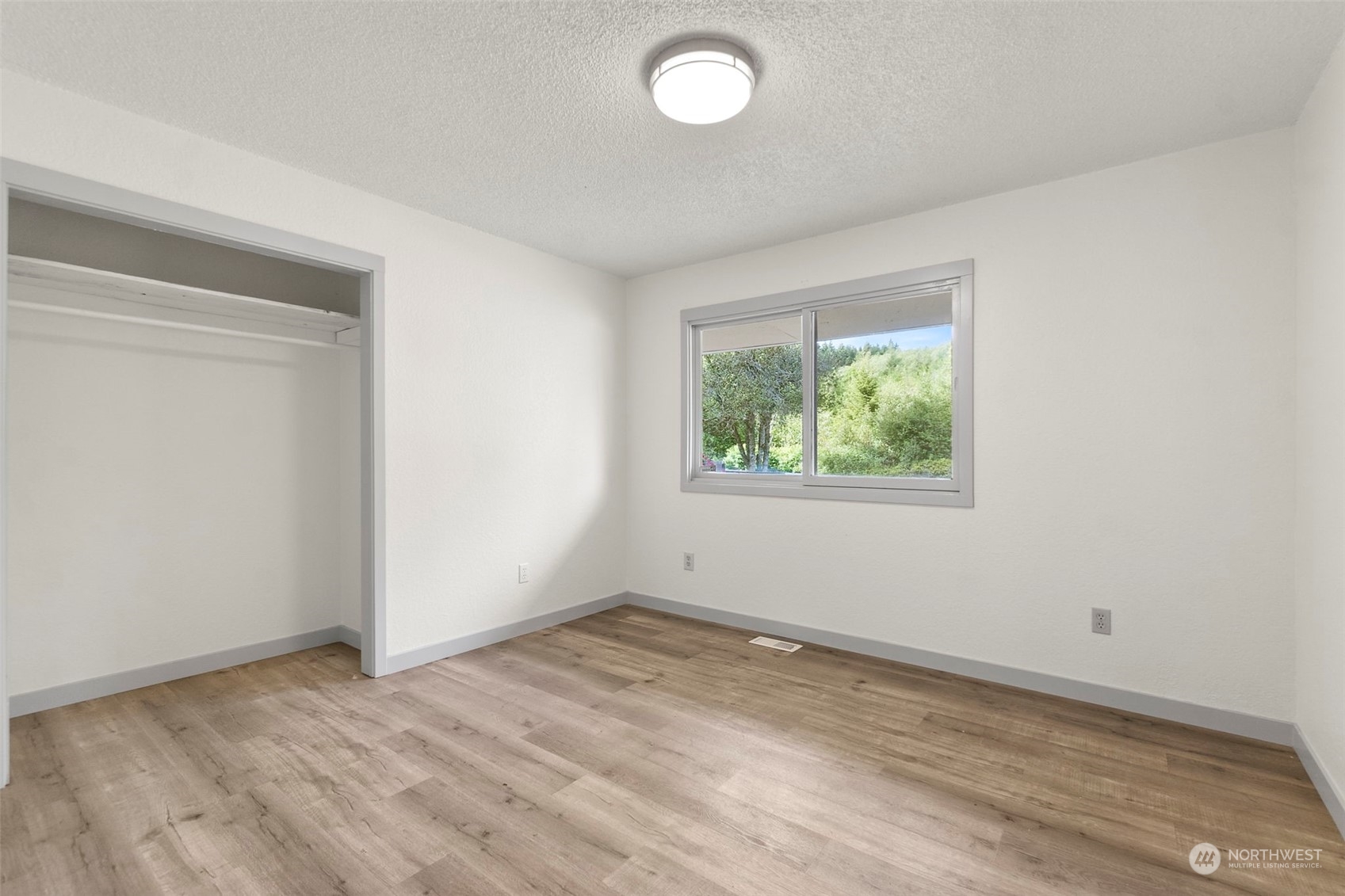 215 Ocean Beach Road Hoquiam, WA 98550 - Photo 20 of 40 Gallery Image 20