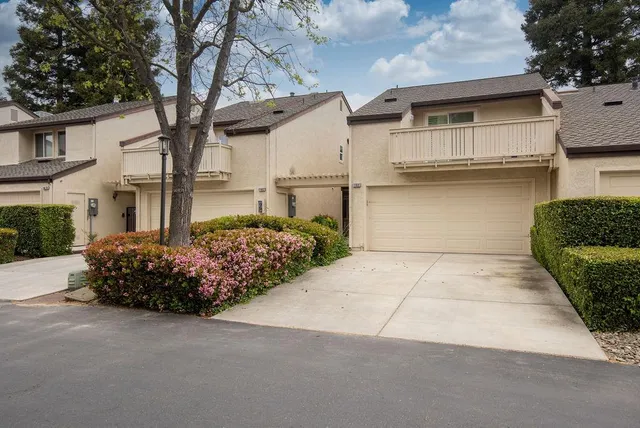 $316,000 | 1118 Cedar Creek Drive, Unit 81, Modesto, CA 95355