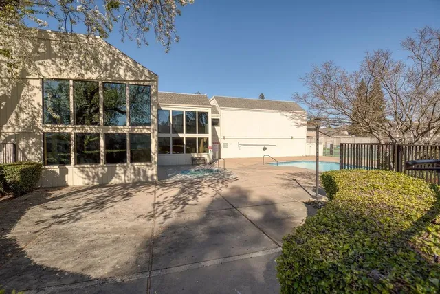 $339,900 | 1118 Cedar Creek Drive, Unit 81, Modesto, CA 95355