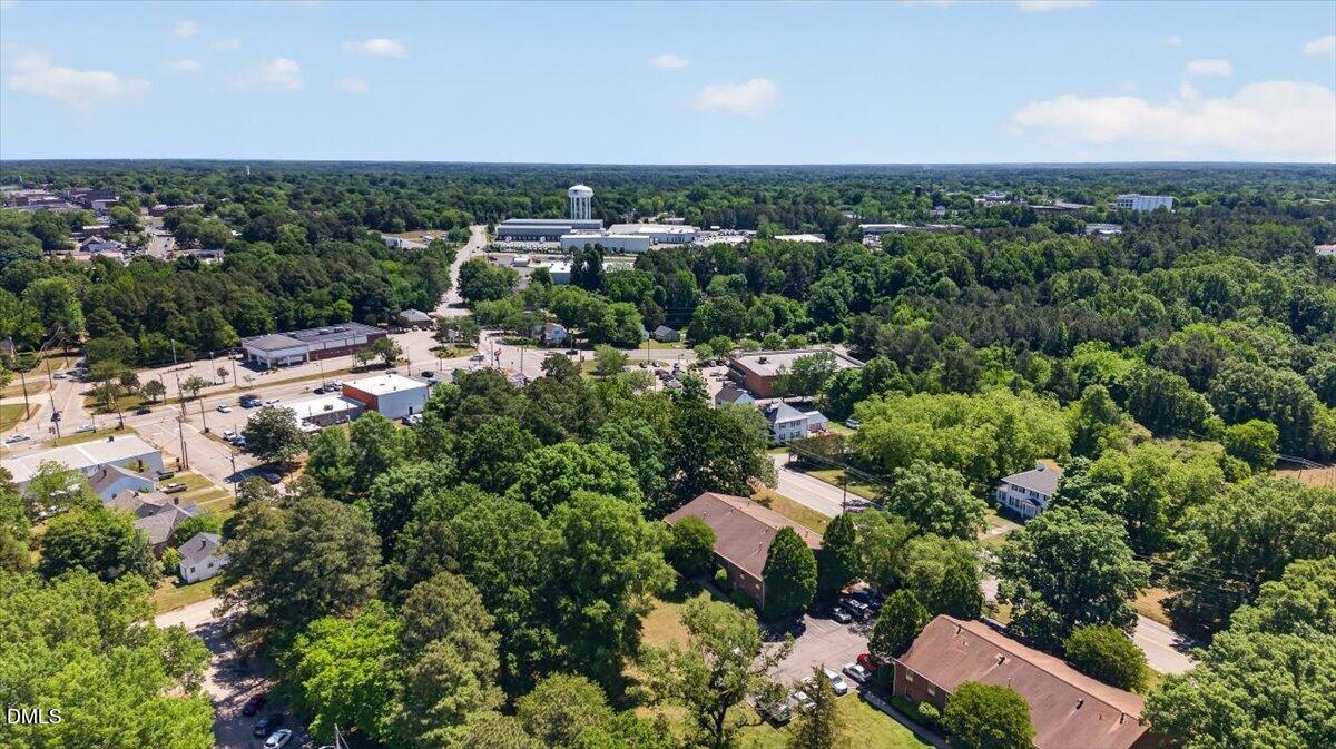 1630 Oxford Road, Unit B Henderson, NC 27536 - Photo 28 of 30 an aerial view of a house with a yard and lake view