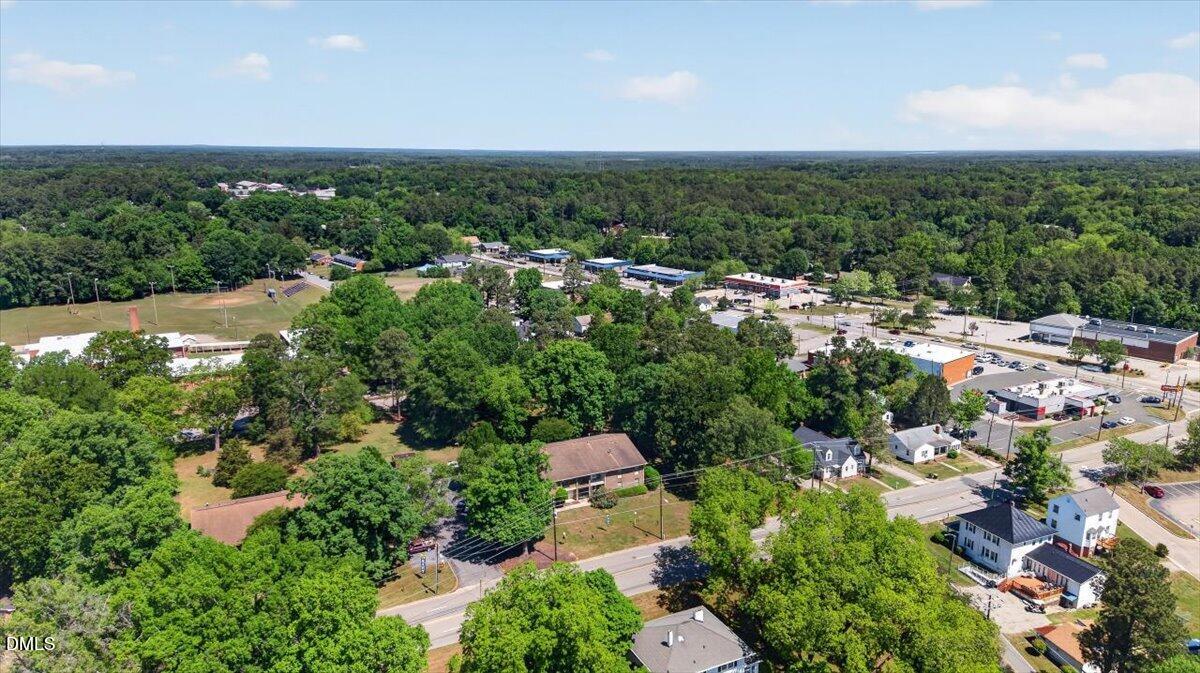 1630 Oxford Road, Unit B Henderson, NC 27536 - Photo 29 of 30 an aerial view of multiple house