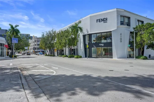 $935,000 | 221 Northeast 48th Terrace, Miami, FL 33137