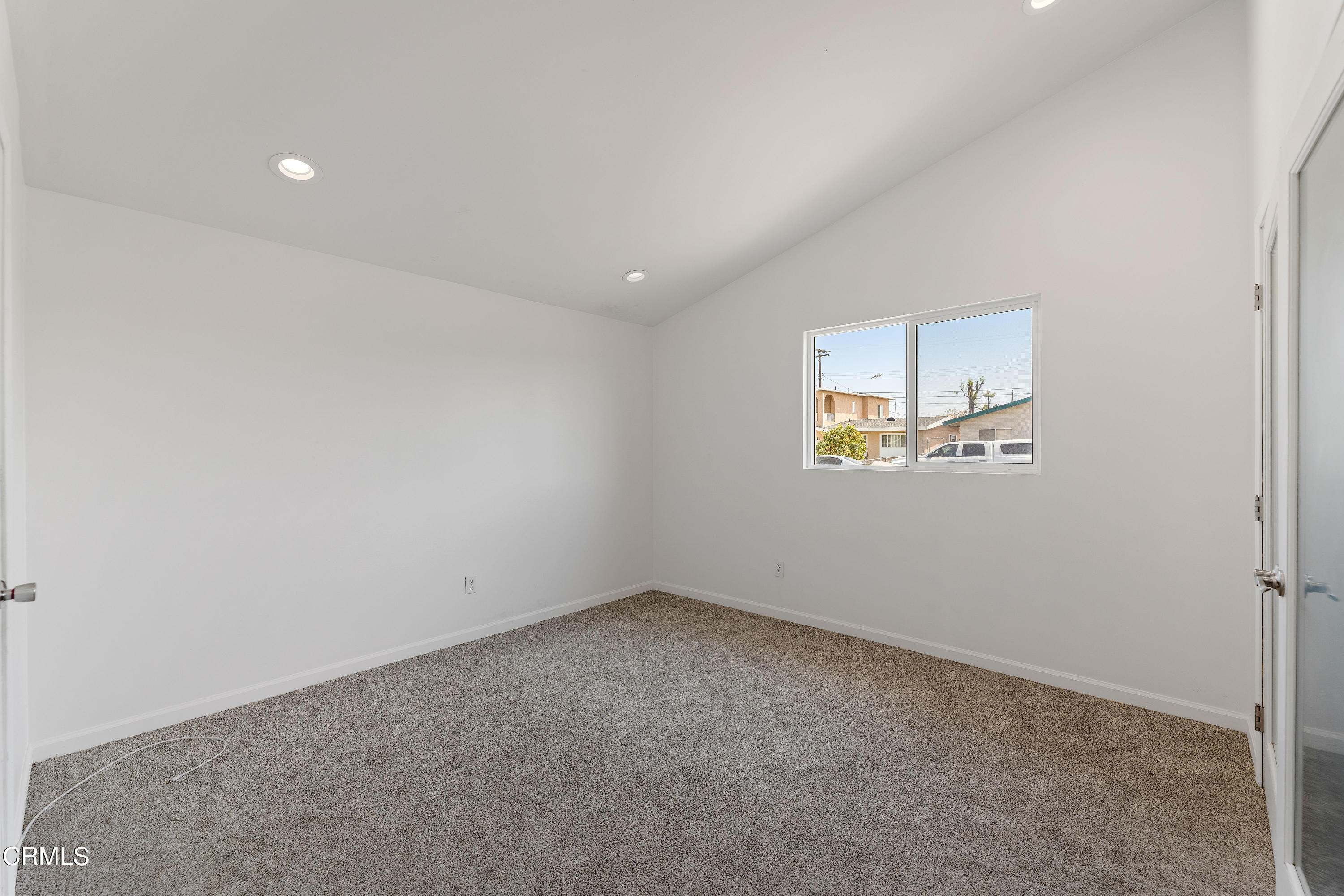 1421 Rialto Street Oxnard, CA 93035 - Photo 13 of 23 1421 RIALTO MLS (12 of 22)