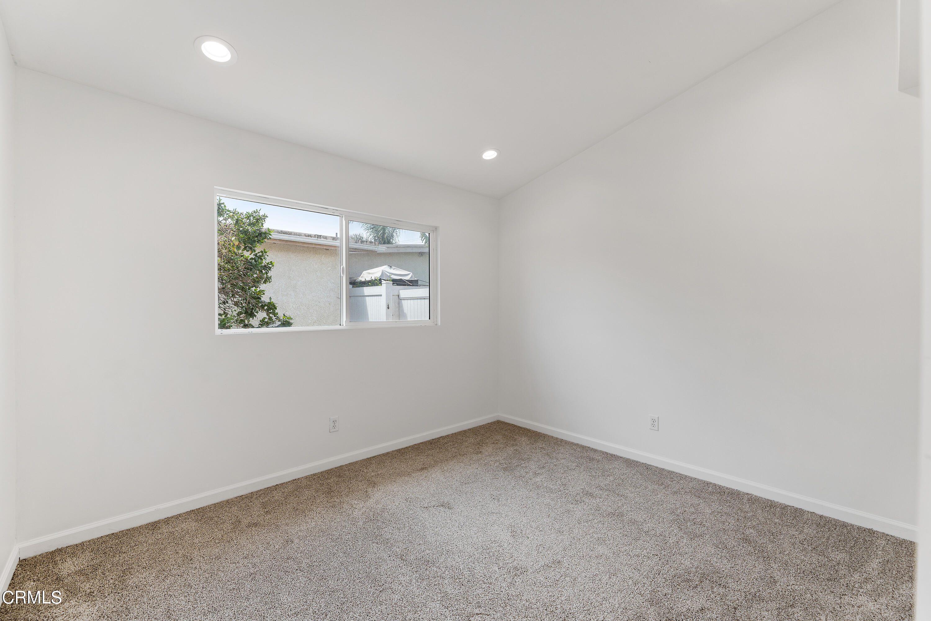 1421 Rialto Street Oxnard, CA 93035 - Photo 16 of 23 1421 RIALTO MLS (14 of 22)