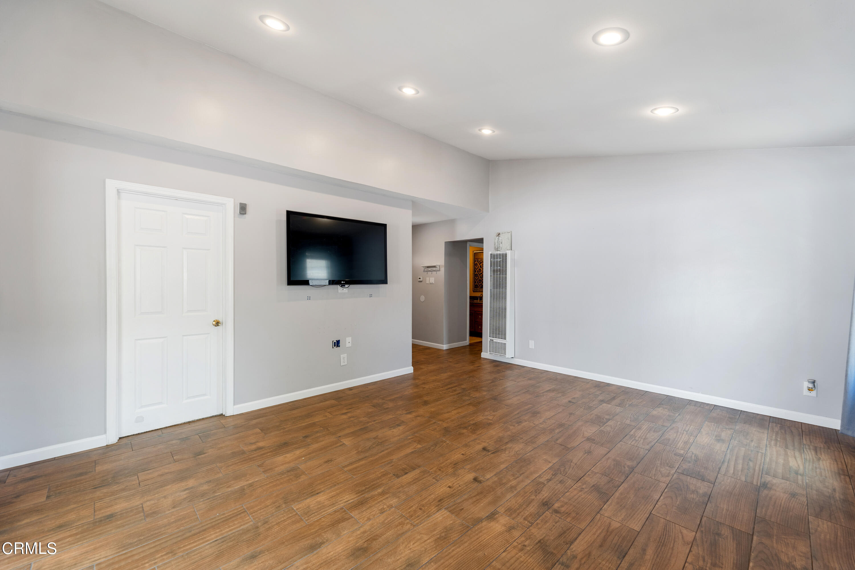 1421 RIALTO MLS (3 of 22)