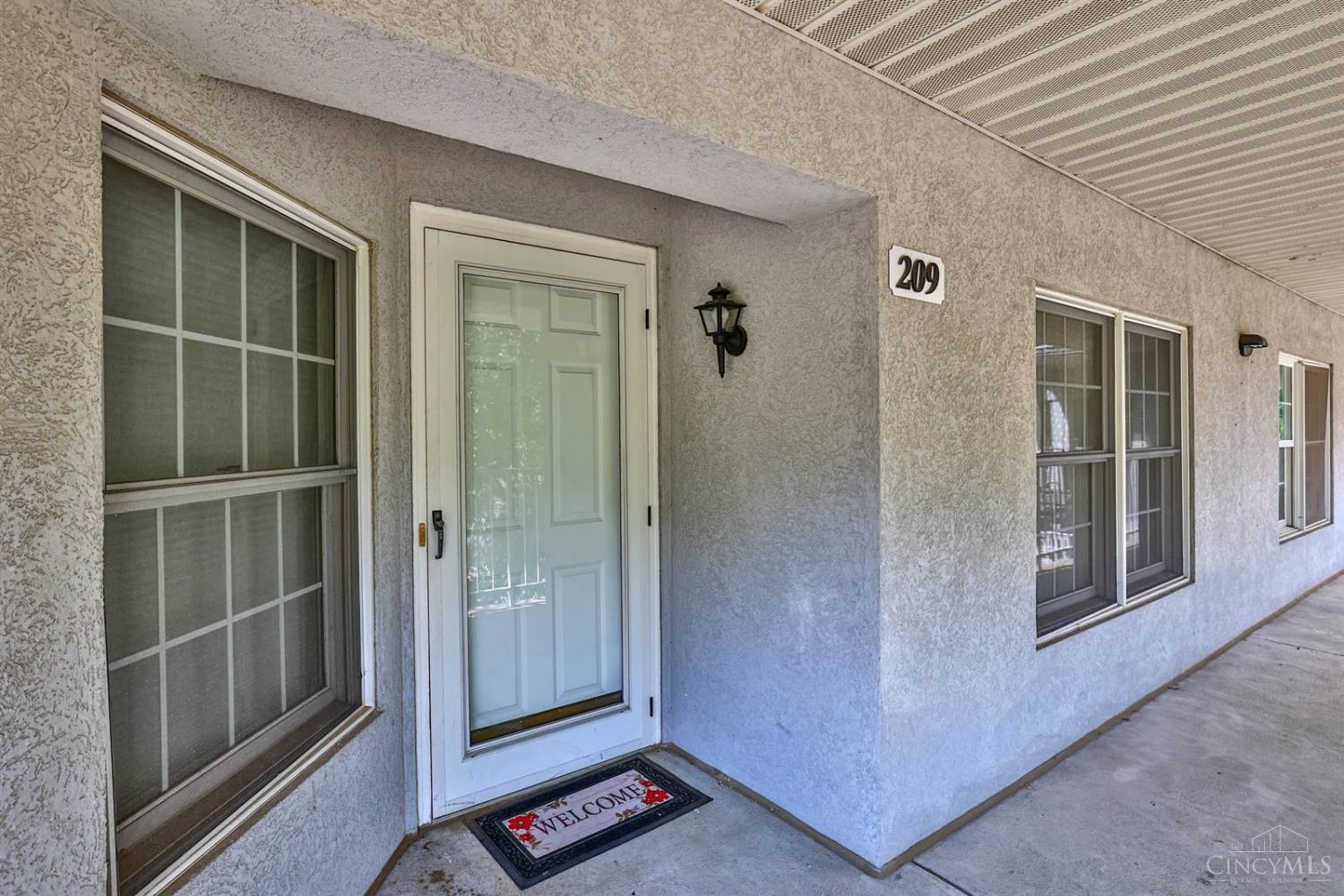 7640 Cheviot Road, Unit 209 Cincinnati, OH 45247 - Photo 3 of 30
