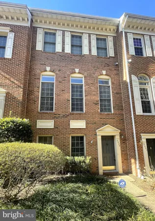 $3,750 | 2450 Garnett Drive, Alexandria, VA 22311