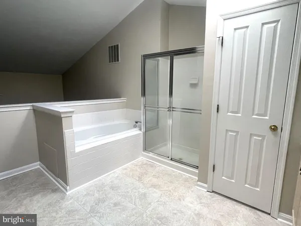 $3,750 | 2450 Garnett Drive, Alexandria, VA 22311