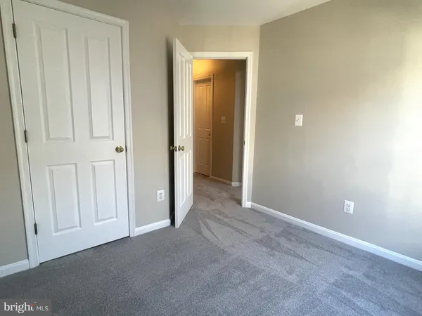 $3,750 | 2450 Garnett Drive, Alexandria, VA 22311