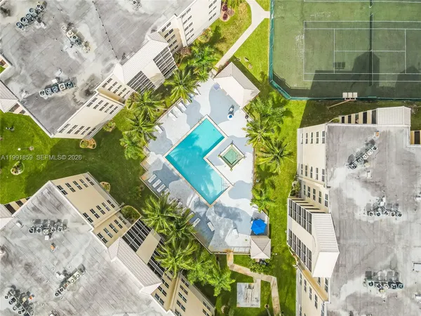 $2,075 | 8100 Geneva Court, Unit 432, Doral, FL 33166