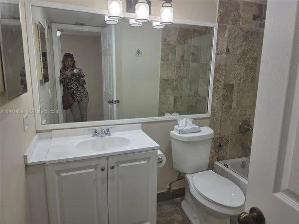 $2,075 | 8100 Geneva Court, Unit 432, Doral, FL 33166