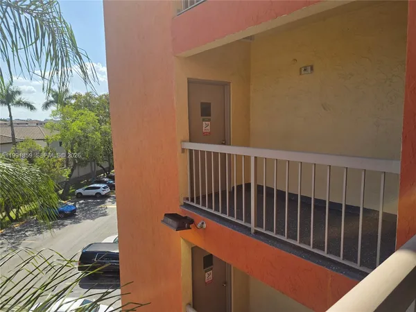 $2,075 | 8100 Geneva Court, Unit 432, Doral, FL 33166