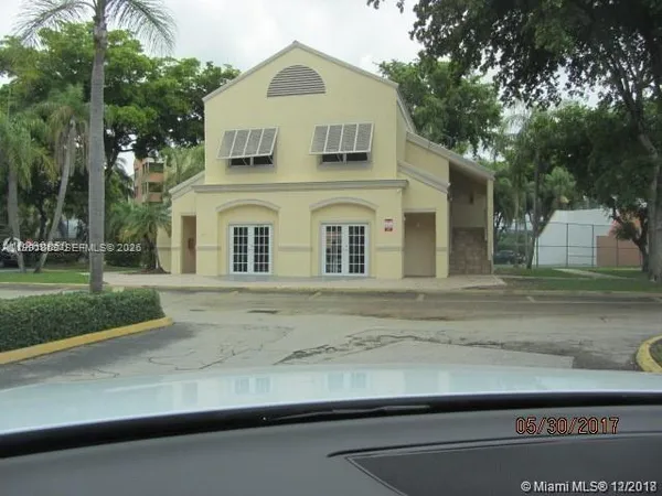 $2,075 | 8100 Geneva Court, Unit 432, Doral, FL 33166