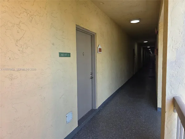 $2,075 | 8100 Geneva Court, Unit 432, Doral, FL 33166