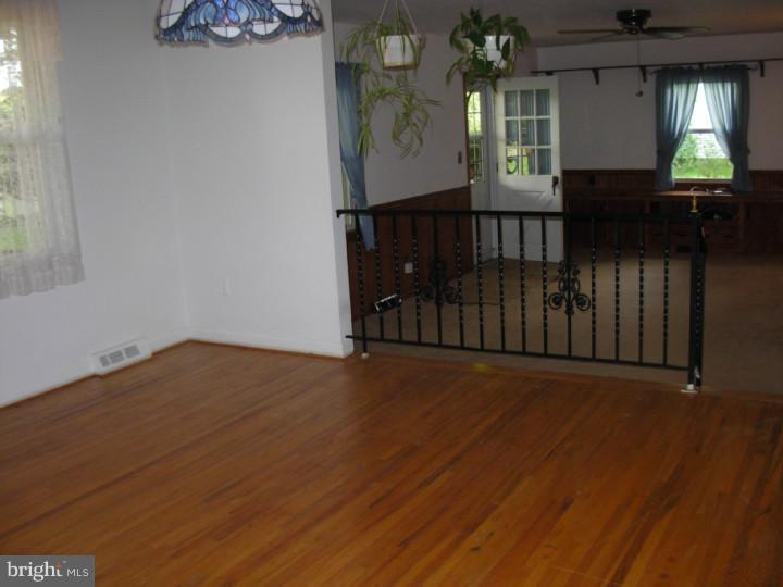 1009 Old York Road Hightstown, NJ 08520 - Photo 13 of 16 Dining Room