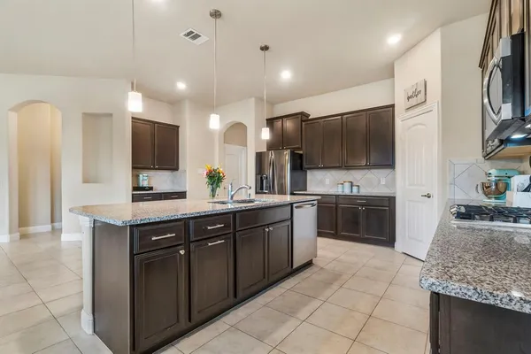 $2,600 | 3610 Bastrop Street, Melissa, TX 75454