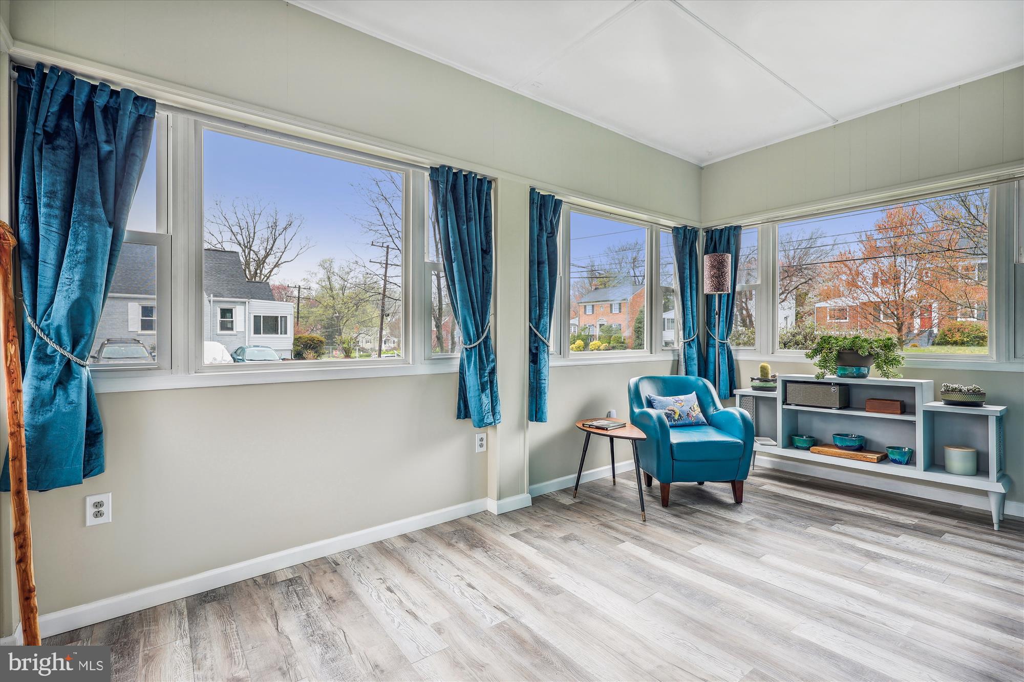 610 Forest Glen Road Silver Spring, MD 20901 - Photo 17 of 42 Sunroom