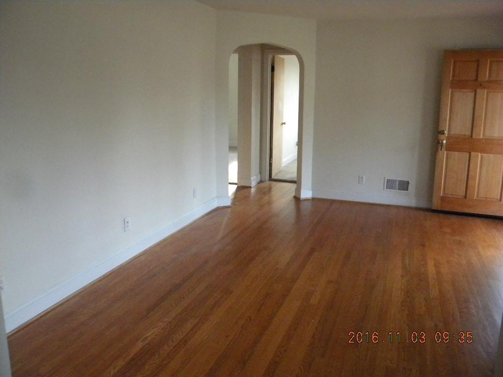 5217 Hawthorne Road Northwest Roanoke, VA 24012 - Photo 6 of 17 HAWTHORE (14)