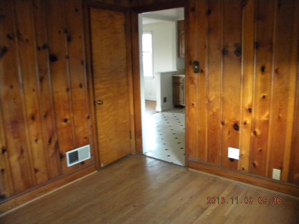 5217 Hawthorne Road Northwest Roanoke, VA 24012 - Photo 9 of 17 HAWTHORE (17)