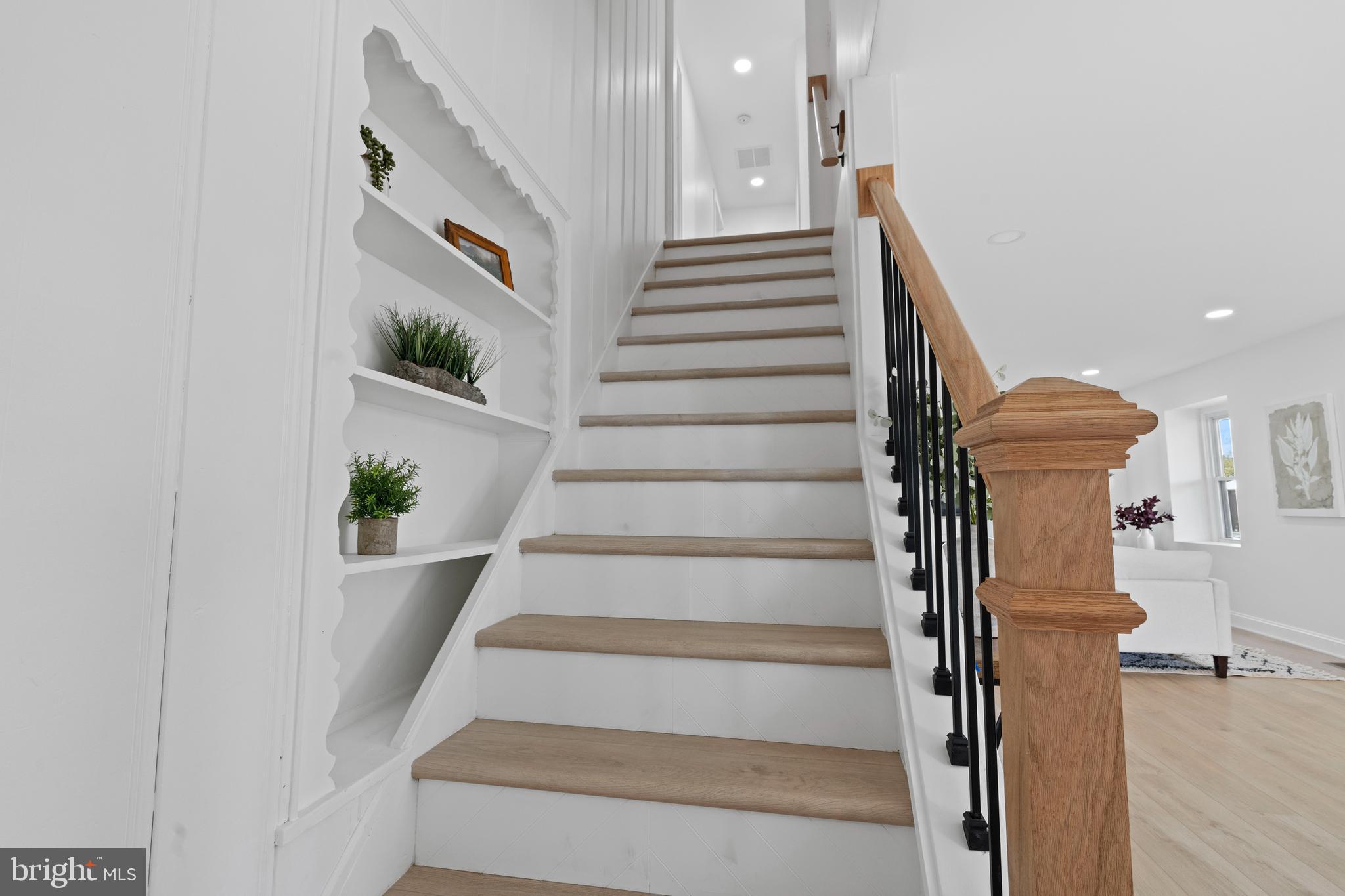 924 Bethlehem Pike Colmar, PA 18915 - Photo 24 of 47 a view of entryway and hall