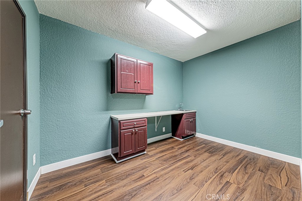 5430 Arlington Avenue Riverside, CA 92504 - Photo 20 of 31 Treatment Room6