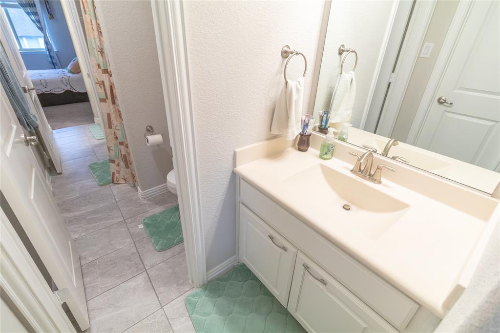 9785 Hickory Hill Road Frisco, TX 75035 - Photo 29 of 37