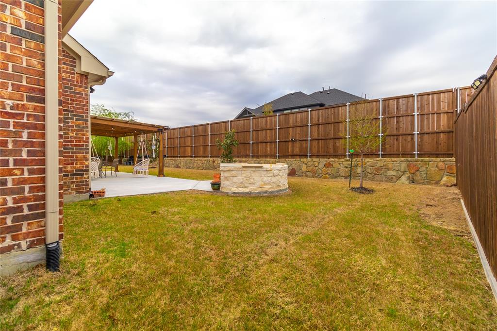 9785 Hickory Hill Road Frisco, TX 75035 - Photo 33 of 37