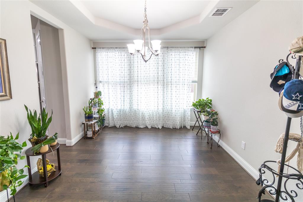 9785 Hickory Hill Road Frisco, TX 75035 - Photo 8 of 37