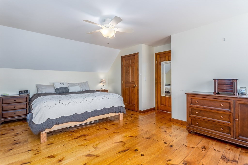 371 Sterling Road Holden, MA 01522 - Photo 25 of 41